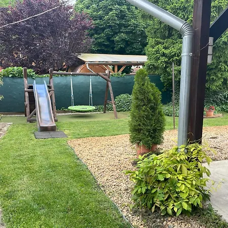 Idill Ueduelohaz 펜션 *